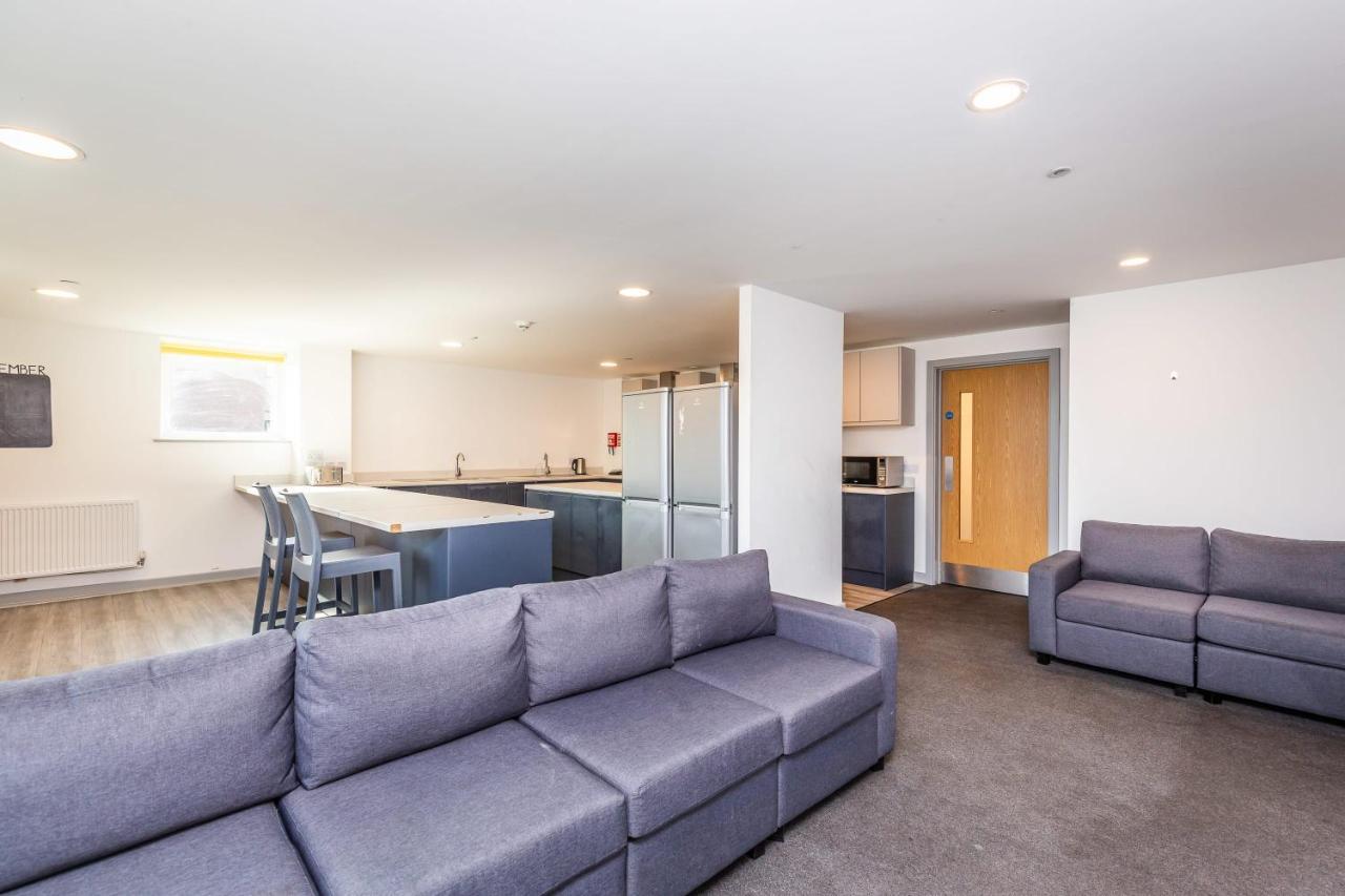 לינקולן Spacious Ensuite Room With Shared Kitchen מראה חיצוני תמונה
